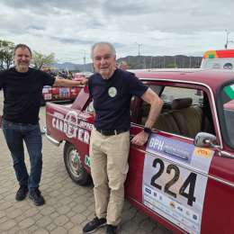 Vive en Italia y viaja a Argentina para correr el GPH junto a su papá