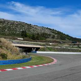 Con una gran expectativa, el autódromo de Balcarce ya recibe al público a horas para la vuelta del automovilismo