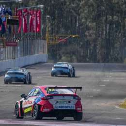 El TCR South America cumple 100 carreras en Posadas: todos los detalles