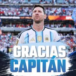 Maxi Rodríguez y Ricardo Giusti saludan a Messi al anunciar su retiro de la Selección