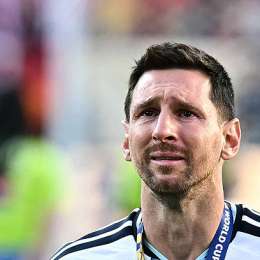 Los pilotos del Turismo Carretera saludan a Messi en el día de su retiro de la Selección