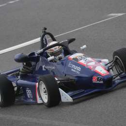 Fabricio Toselli ganó la carrera sabatina de la Fórmula Nacional en Toay