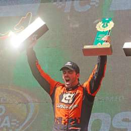 Lambiris ganó en Rosario y destacó el andar del Mustang: "Tuvo un funcionamiento impresionante"