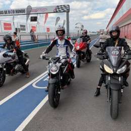 Los 800 km Global Clasicc Moto Race en Termas de Río Hondo