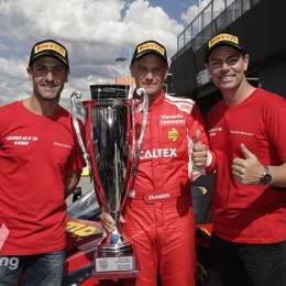 Pole para Ferrari en las 12hs de Bathurst