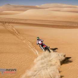 Kevin Benavides alcanza el podio final en el Abu Dhabi Desert Challenge