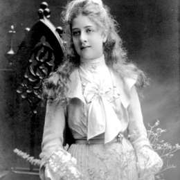 ¿Cuál es el origen del nombre Mercedes como marca? 