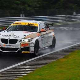 Argentinos en Nürburgring aprobaron bajo un diluvio