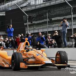 Alonso revolucionó Indy