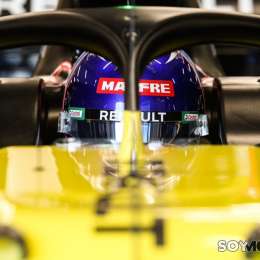 Alonso se prueba el Renault en Barcelona