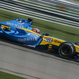 ¡El sonido del Renault R24 de Alonso reproducido en un violín!