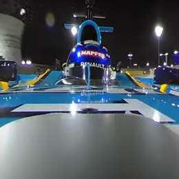 Vuelta a bordo 360° con Alonso al mando del Renault R25
