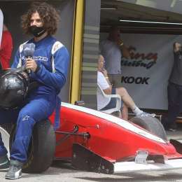 Álvez listo para su debut en la Fórmula Renault