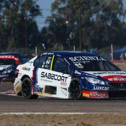 PEUGEOT JUNIOR TEAM CON FE AL POTRERO