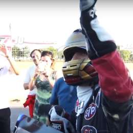 Cuando la pasión por los autos supera todas las barreras