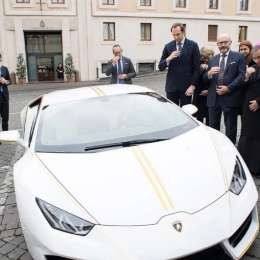 Sortearán el Lamborghini del Papa y la rifa cuesta 10 dólares