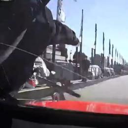 El accidente en boxes que casi deja sin correr a Azar