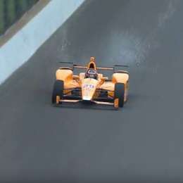 Qué par de pájaros los dos...