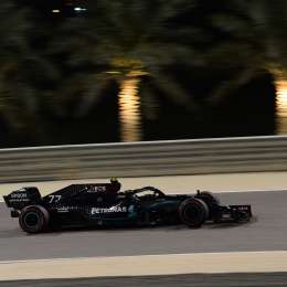 Bottas se hizo fuerte y logró la pole en Sakhir