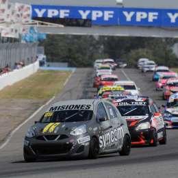 El Turismo Pista corrió sus series en Alta Gracia