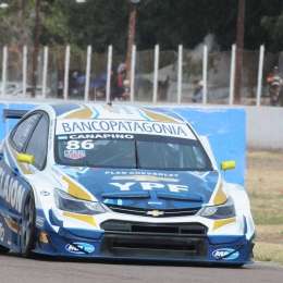 Canapino voló en Mendoza y se quedó con la pole