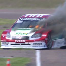 Principio de incendio en el auto de Ardusso