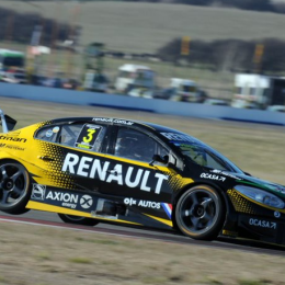 Pernía encabezó el 1-2 de Renault en Toay