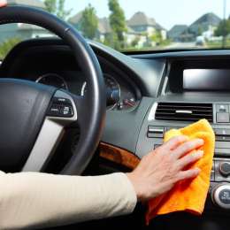 ¿Cómo mantener limpio el interior del auto?