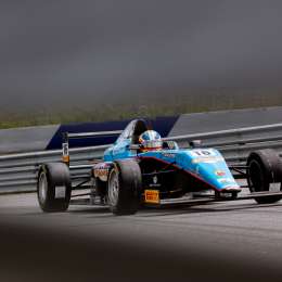 Giorgio Carrara corre en Monza con la FIA F3
