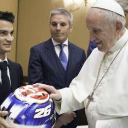 La broma del Papa Francisco con Dani Pedrosa