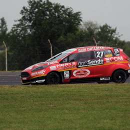 Las series cerraron el sábado del Turismo Pista 