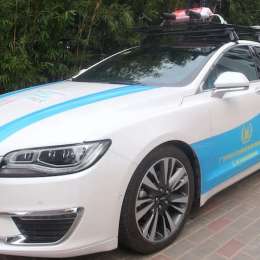 En China ya circulan taxis eléctricos y autónomos