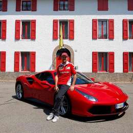 Vettel remata las Ferrari