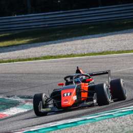 Franco Colapinto ganó la primera carrera en Monza