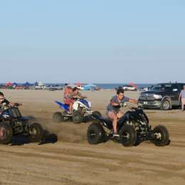 Cuatriciclos: deberán circular por espacios y carriles exclusivos