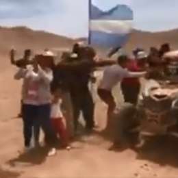 Gándara, sorprendido por argentinos, paró en el Dakar