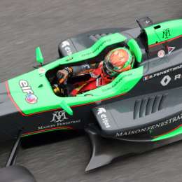 Fenestraz sumó en la primera carrera