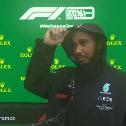 Hamilton: "Siento pena por los fans"