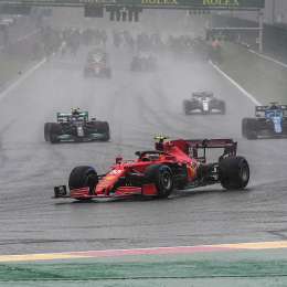 Bandera roja y demorado el GP de Bélgica