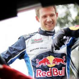 El campeón de Rally arriba de un F1