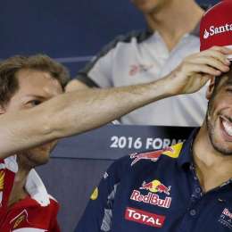 Ricciardo negocia con Ferrari