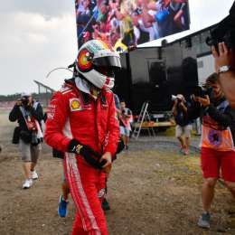 El error de Vettel habría sido por la presión de Hamilton