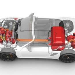 Tiene 16 años y convirtió un Porsche Boxster en un coche eléctrico