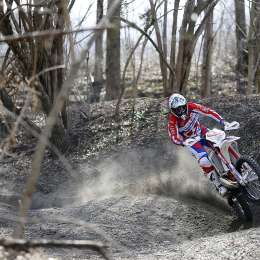 EnduroGP comienza en Finlandia y Holcombe está listo para defender el titulo