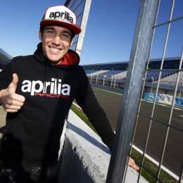 Aleix Espargaró seguirá en Aprilia hasta 2022