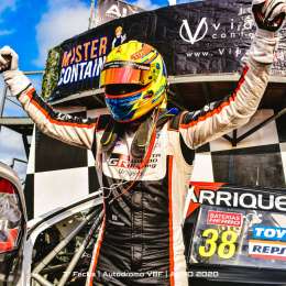 Superturismo Uruguayo:  Victoria en la fecha 3 de Fernando Etchegorry