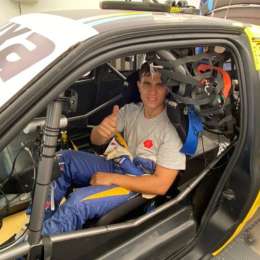 Etcheveste desde la pole en la final de la Clase 2