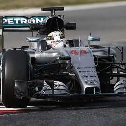 Hamilton y una nueva pole