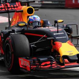 Ricciardo y Hamilton mandan en Mónaco 