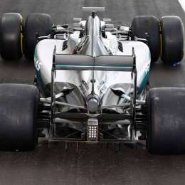 QUIEREN AGRANDAR LAS GOMAS